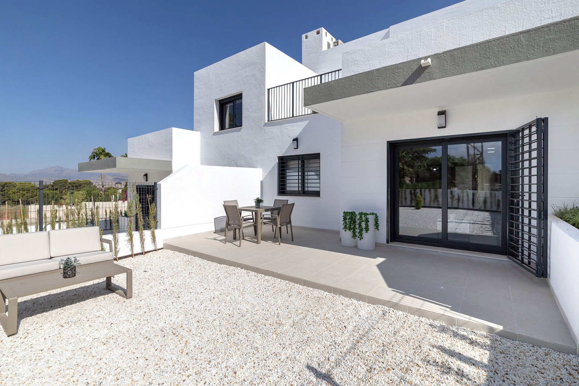 Rynek Pierwotny - Villa - Busot, zona Bonalba Golf (Alicante) - Spain