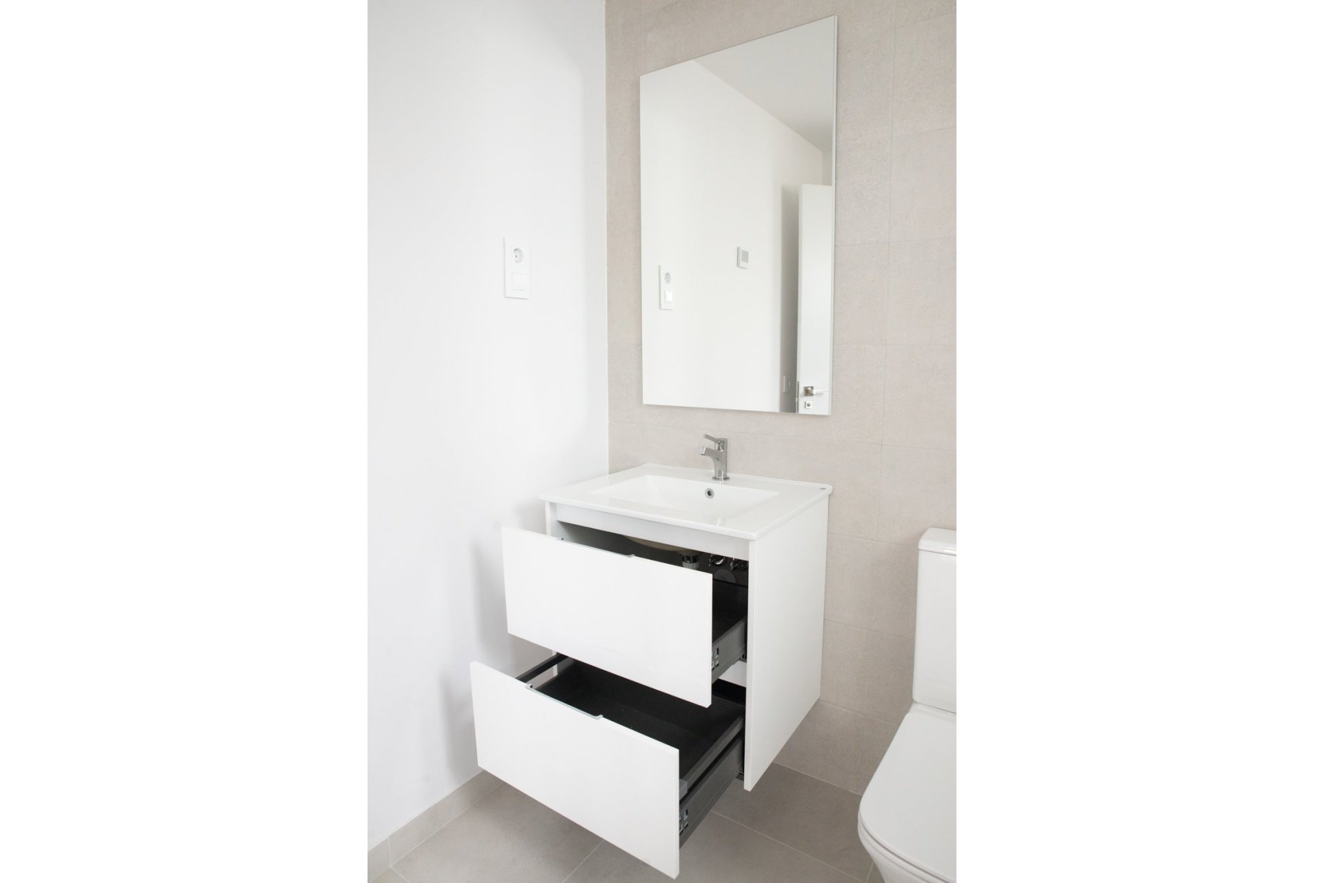 Rynek Pierwotny - Villa - Busot, zona Bonalba Golf (Alicante) - Spain