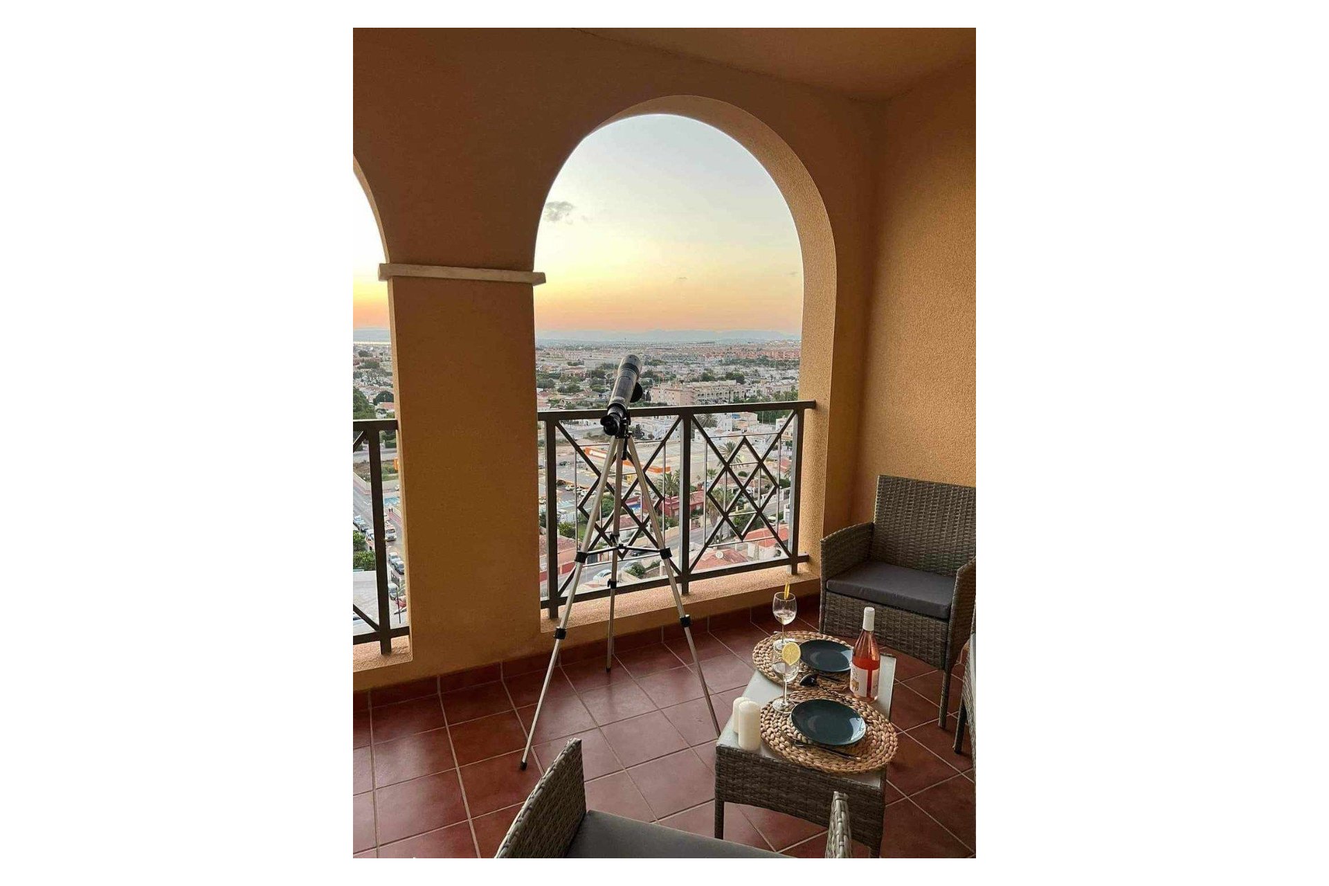 Terrace - Apartment with sea views in Torrevieja, Playa de los Locos (Costa Blanca - Alicante)