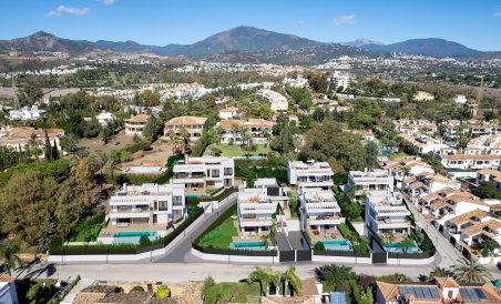 Villa - New Build - Estepona (Málaga) - Spain