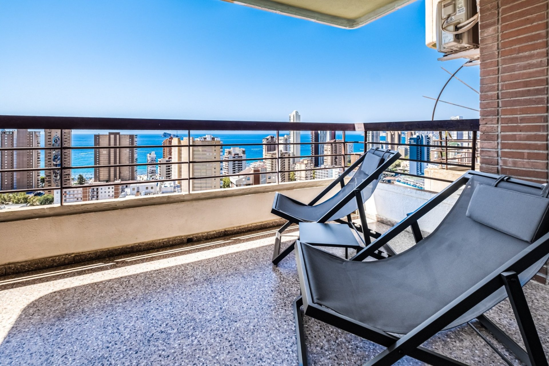 Vistas al mar - Apartamento TYPO F con vistas al mar y licencia turística en Benidorm - Levante (Costa Blanca - Alicante)