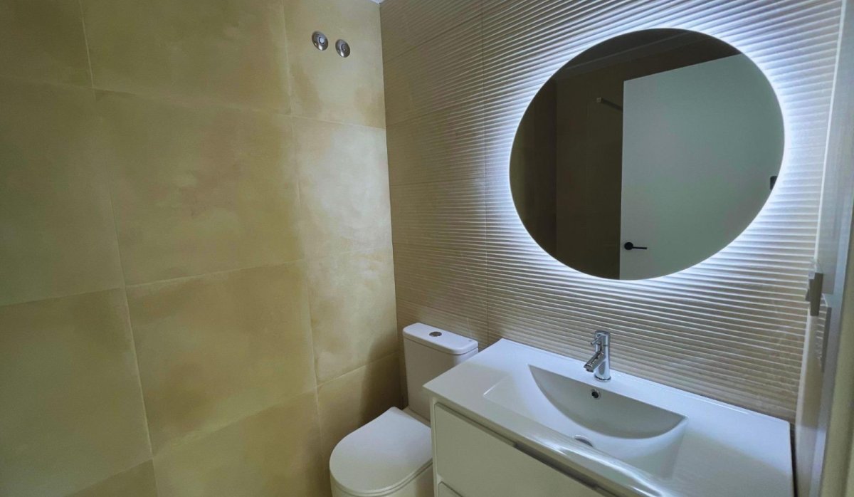 Ванная – Современная вилла с видом на море и горы, частным бассейном и парковкой в Финестрате (Коста-Бланка – Аликанте)