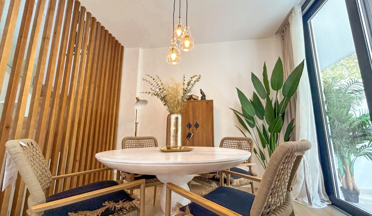 Rynek Pierwotny - Kamienica - Málaga