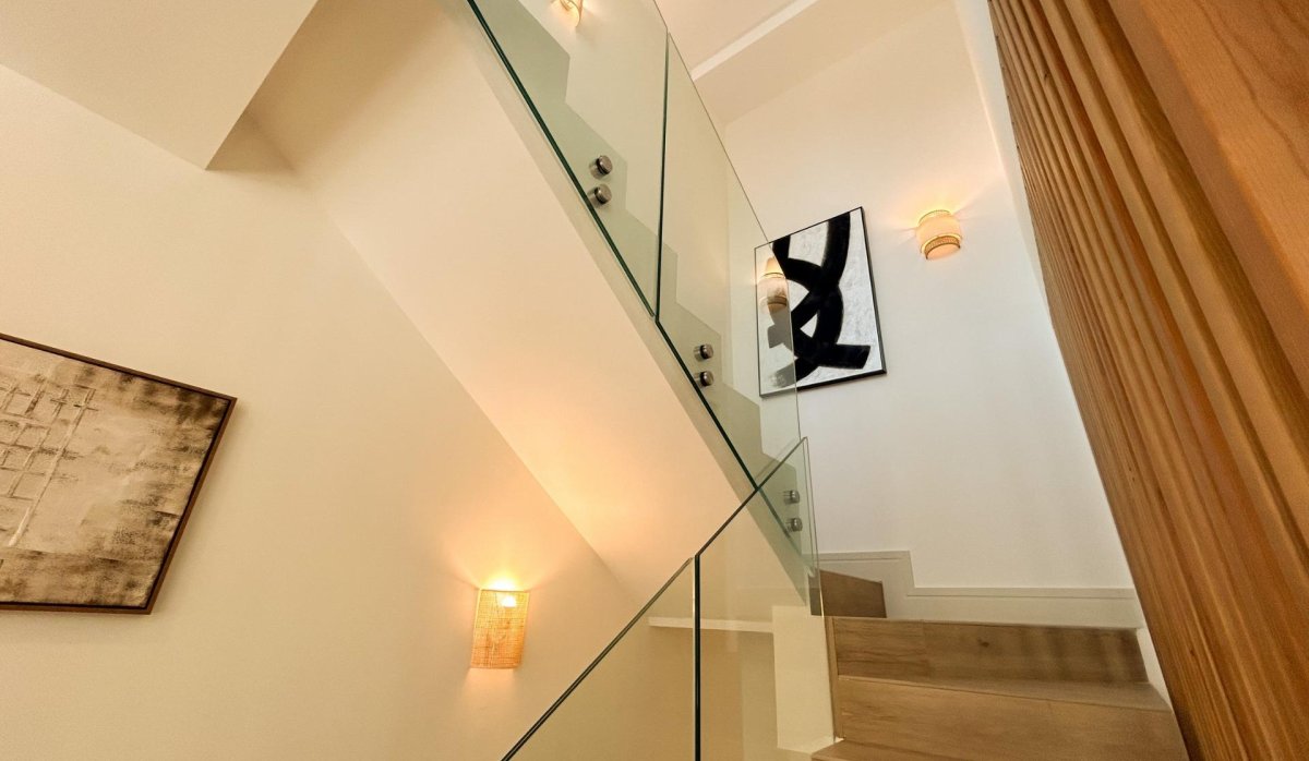 Rynek Pierwotny - Kamienica - Málaga