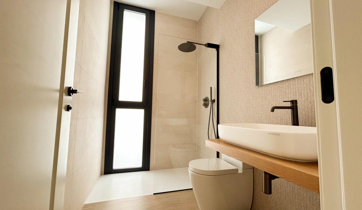 Rynek Pierwotny - Kamienica - Málaga