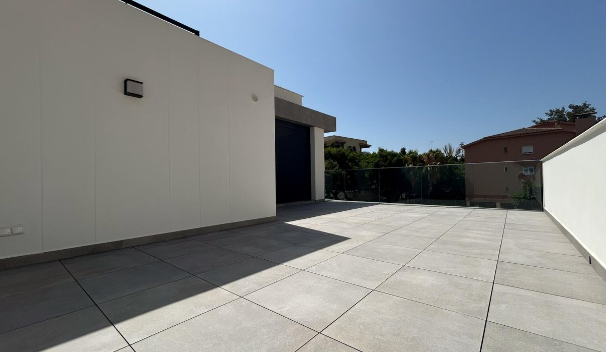 Rynek Pierwotny - Kamienica - Málaga