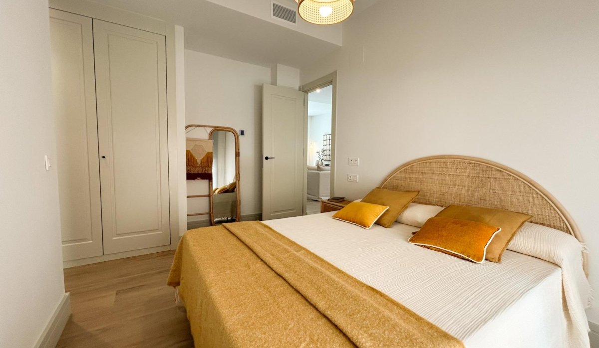 Rynek Pierwotny - Kamienica - Málaga