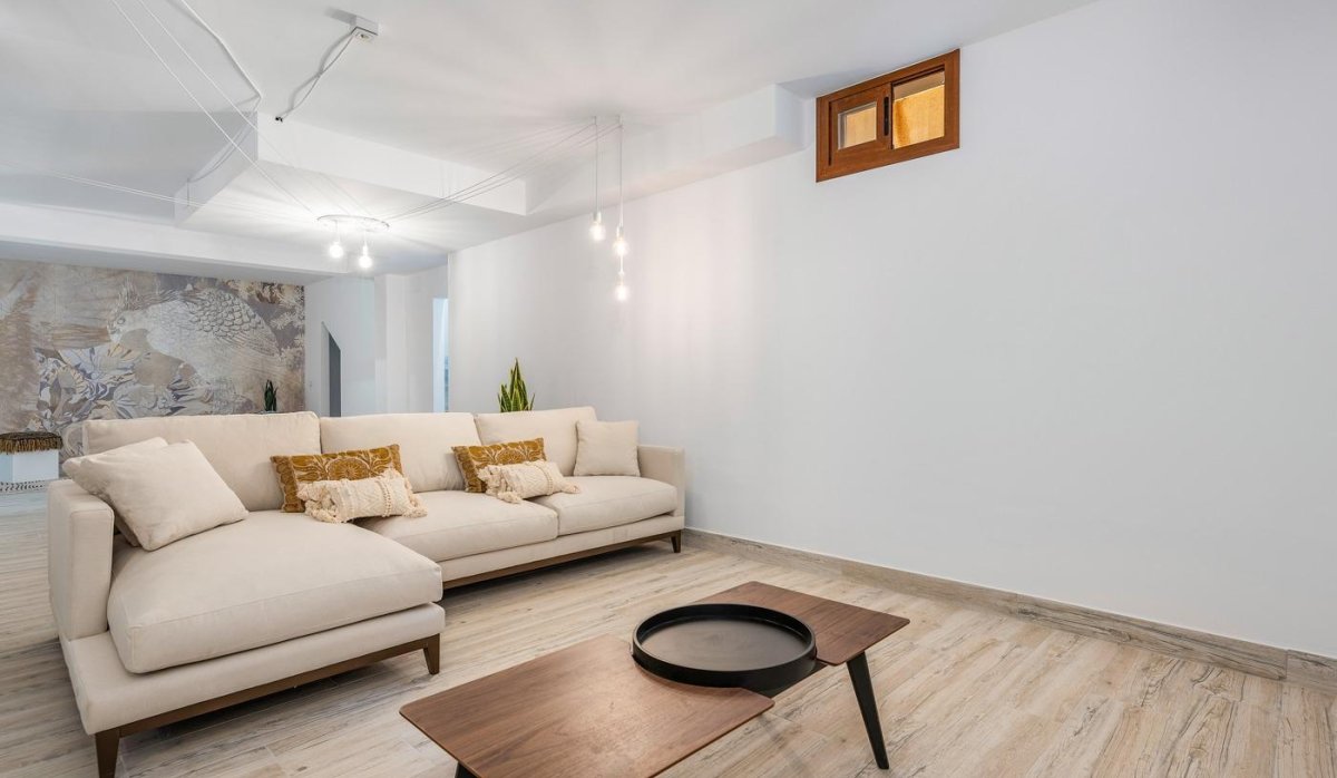 Новое здание - Villa - Vera