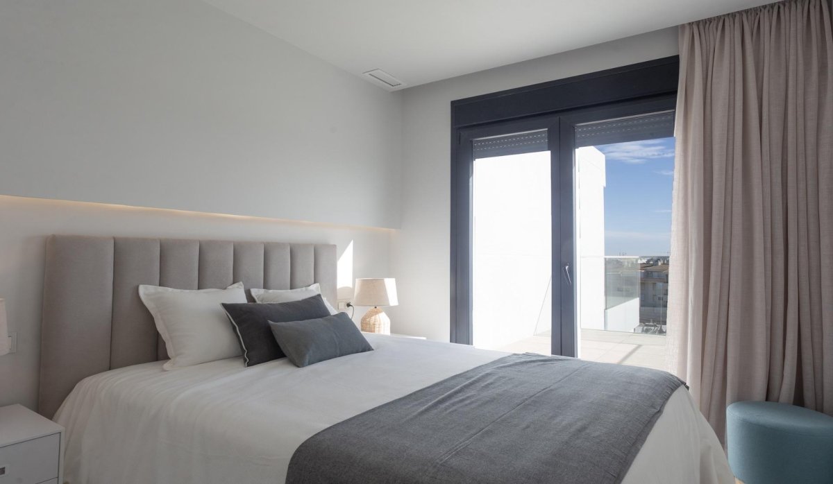 Obra nueva - Ático - Denia