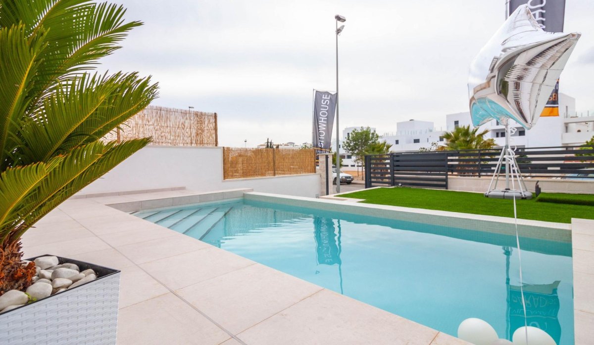 Obra nueva - Villa - Orihuela Costa