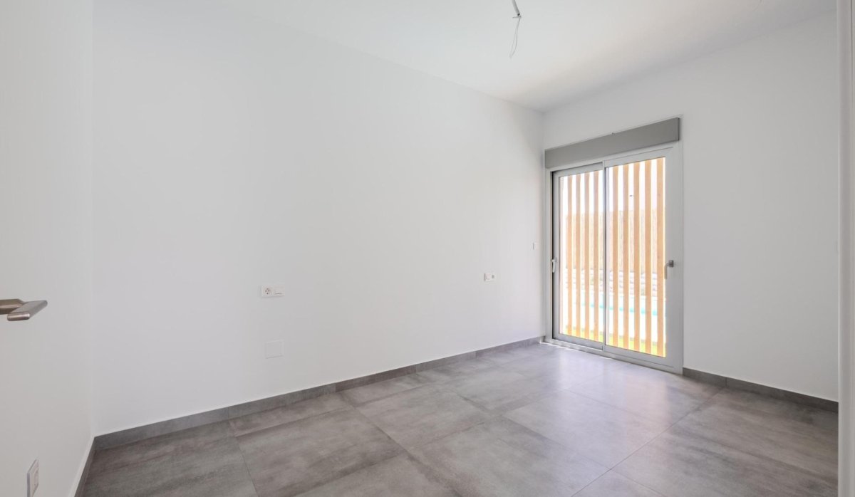 Новое здание - Villa - Algorfa
