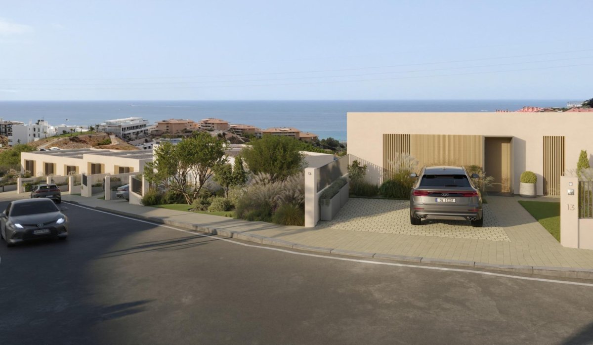 Obra nueva - Villa / Semi pareado - Fuengirola