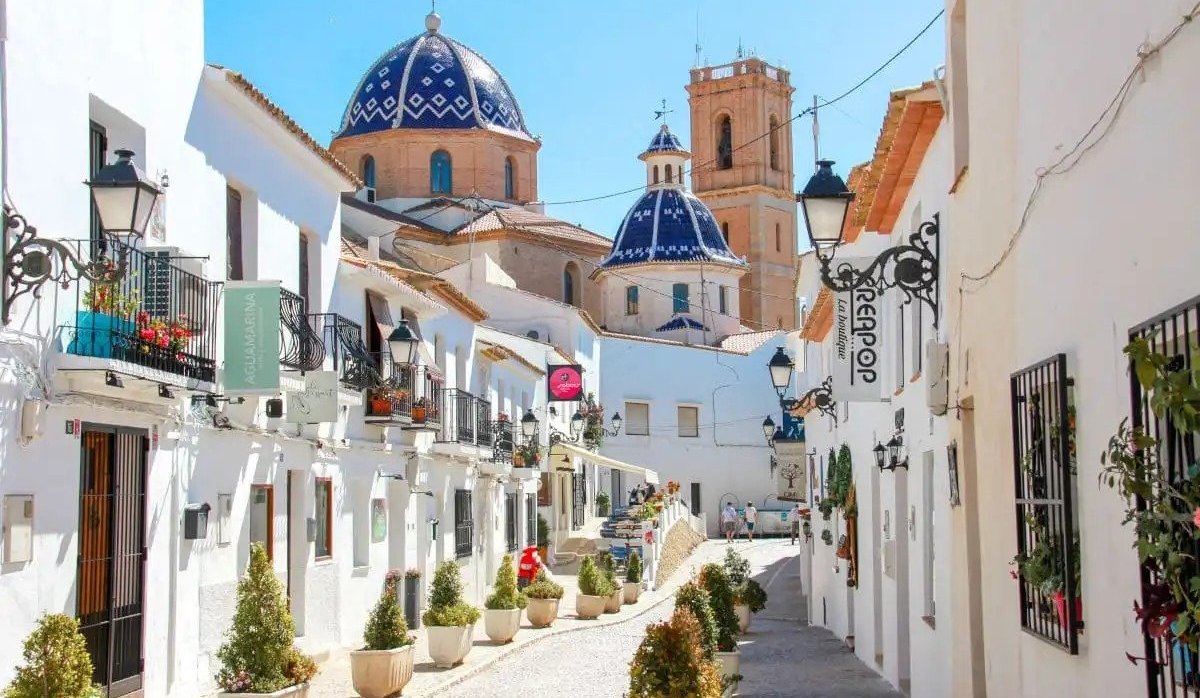 Новое здание - Villa - Altea