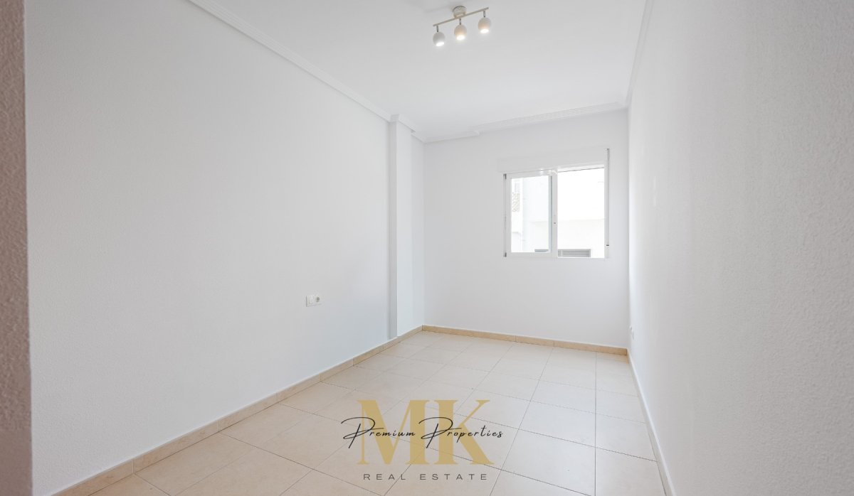 Resale - Apartment / flat - Pedreguer - Denia