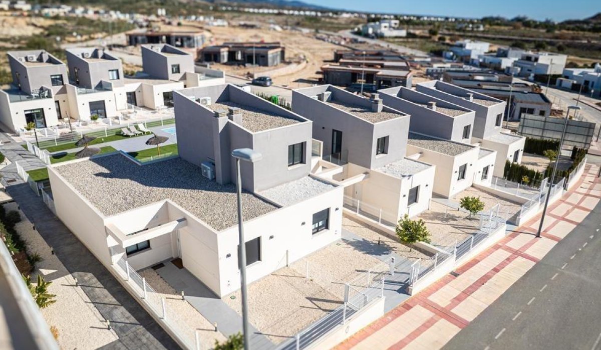 New Build - Townhouse - Baños y Mendigo