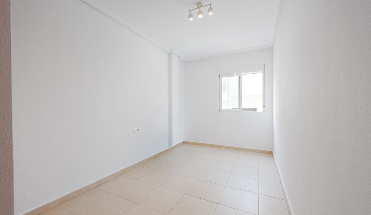 Resale - Apartment / flat - Pedreguer - Denia