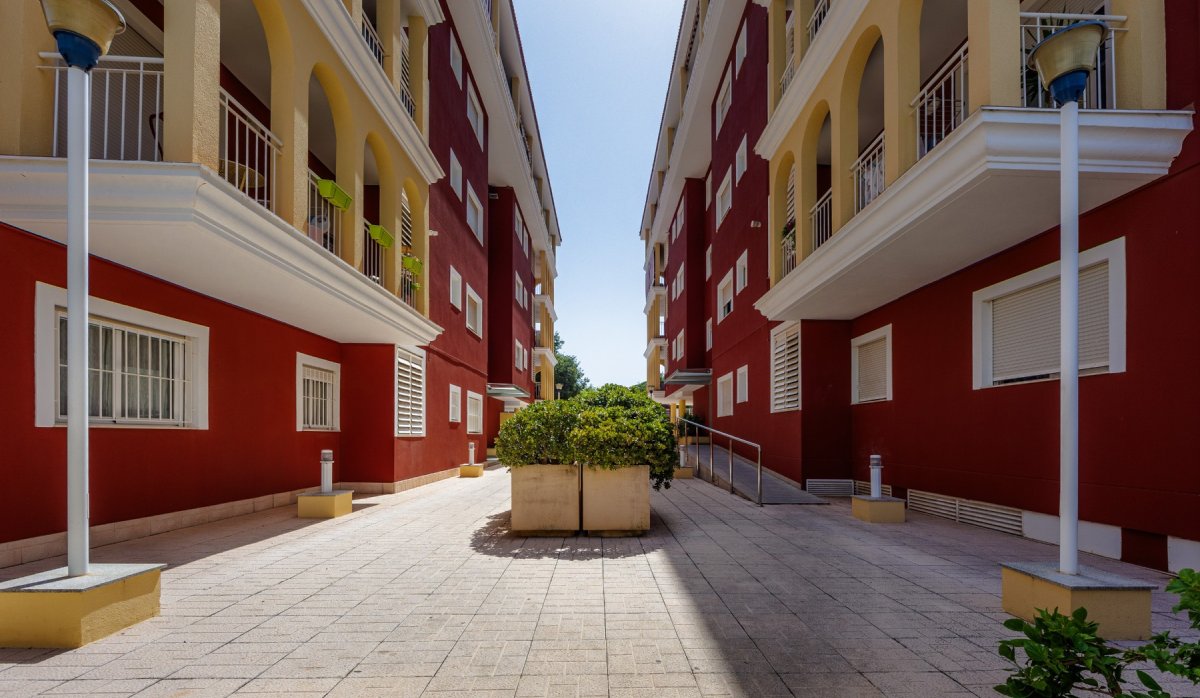 Resale - Apartment / flat - Pedreguer - Denia