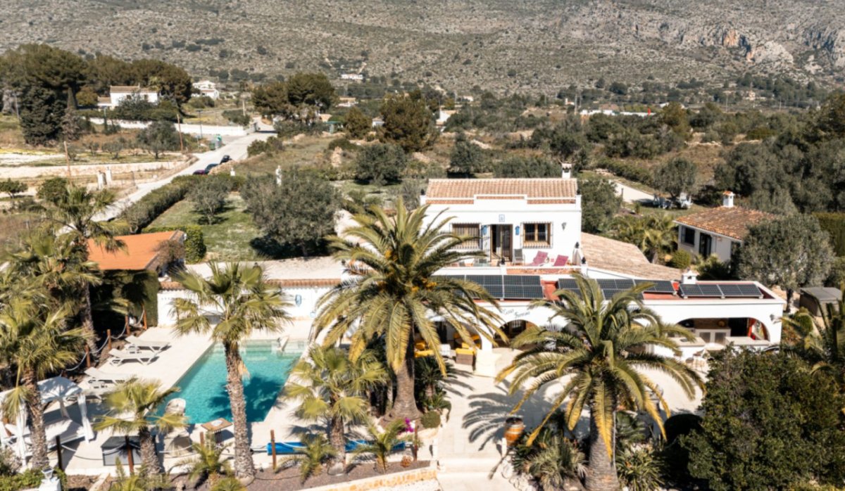 Resale - Villa - Teulada - Canor