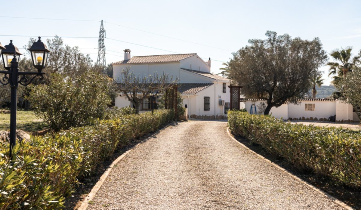Resale - Villa - Teulada - Canor