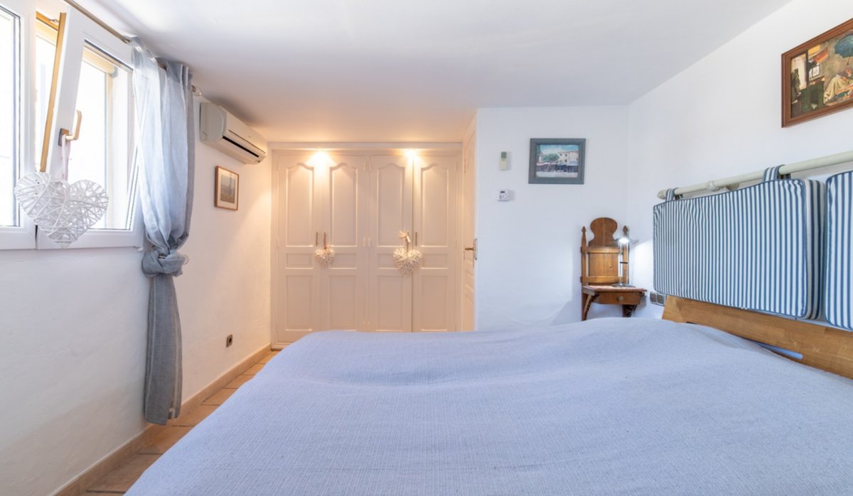 Resale - Villa - Teulada - Canor