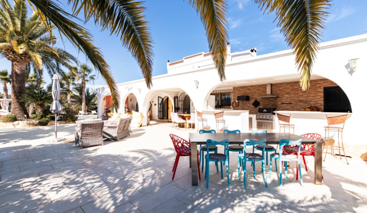 Resale - Villa - Teulada - Canor