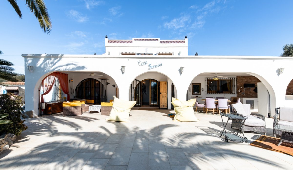 Resale - Villa - Teulada - Canor