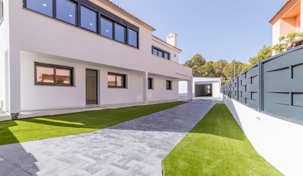 Resale - Villa - Albir - L'Albir