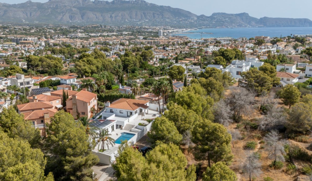 Resale - Villa - Albir - L'Albir