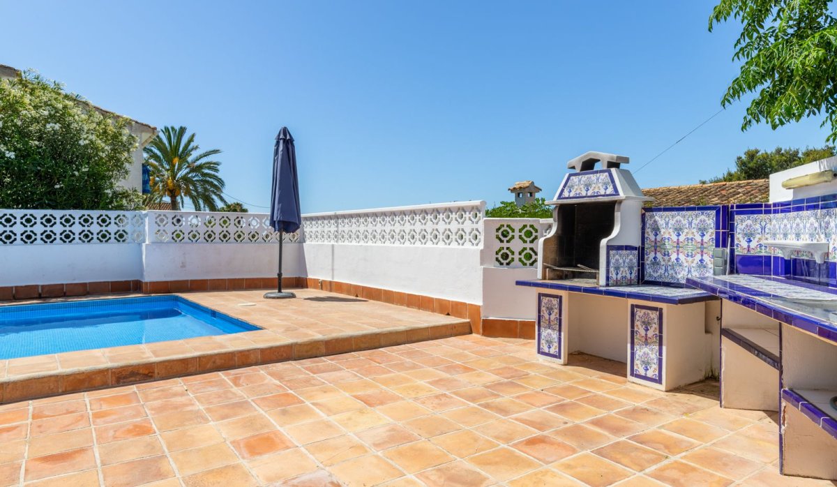 Resale - Villa - Benissa - Baladrar