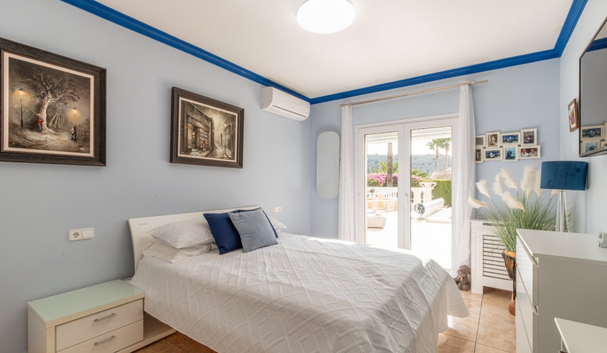 Resale - Villa - Moraira - Arnella