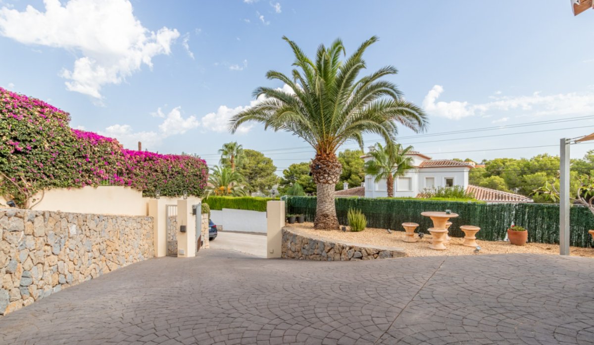 Resale - Villa - Moraira - Arnella