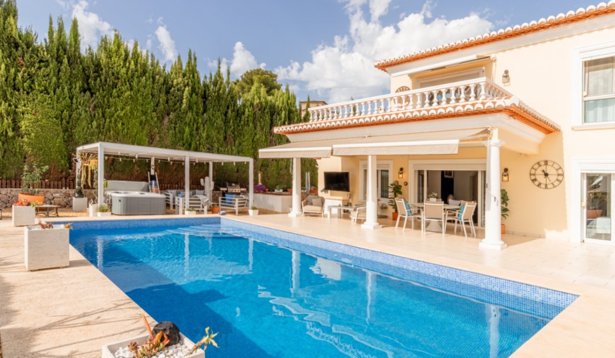 Resale - Villa - Moraira - Arnella