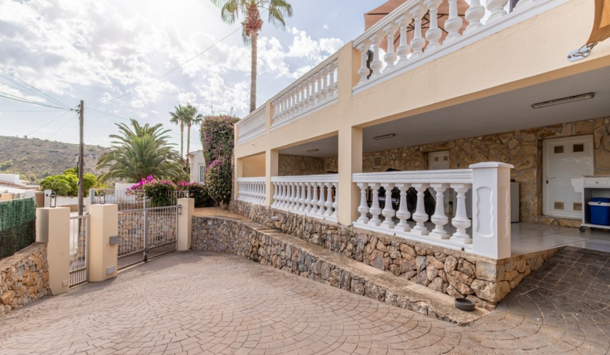 Resale - Villa - Moraira - Arnella
