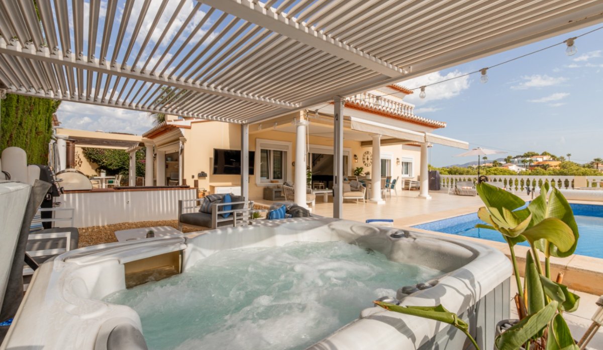 Resale - Villa - Moraira - Arnella