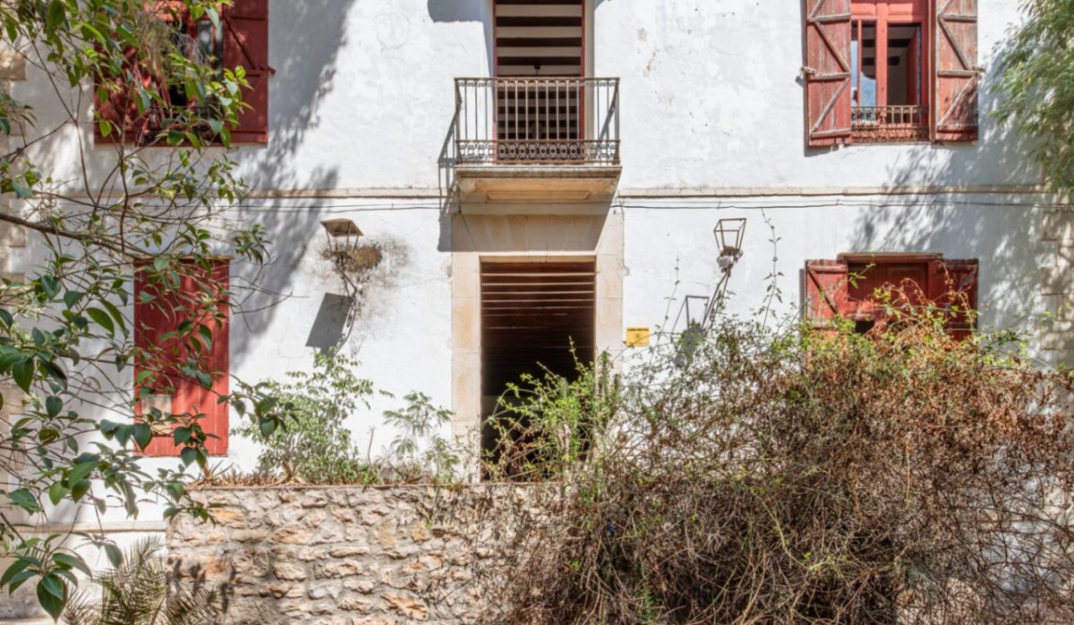Resale - Villa - Benissa - Pueblo