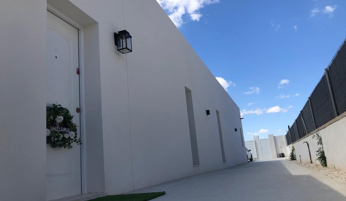 Новое здание - Villa - La Romana