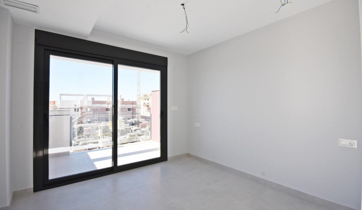 New Build - Villa / Semi semi-detached - Puerto de Mazarron