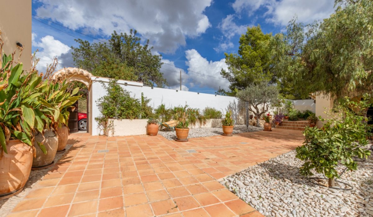 Resale - Villa - Benissa - Benimallunt