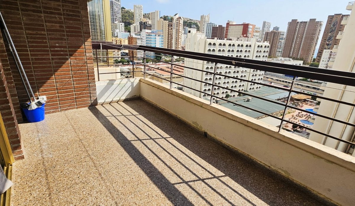 Terrace - Apartment with sea views and tourist license in Benidorm - Levante (Costa Blanca - Alicante)