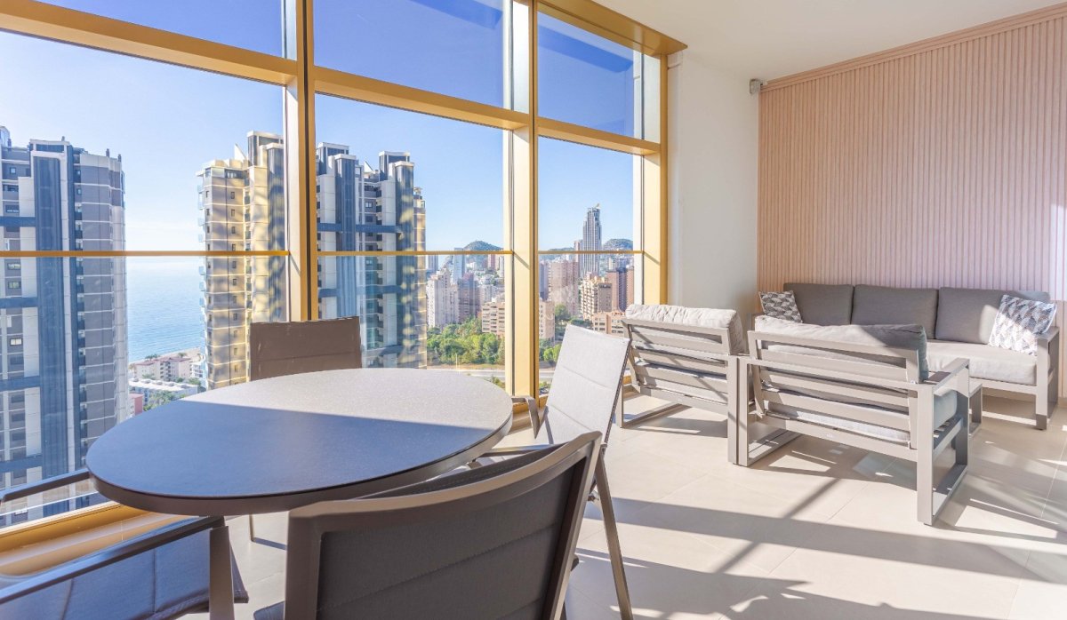 Terrace - Luxury apartment for sale in the iconic Intempo building, Benidorm (Costa Blanca - Alicante)