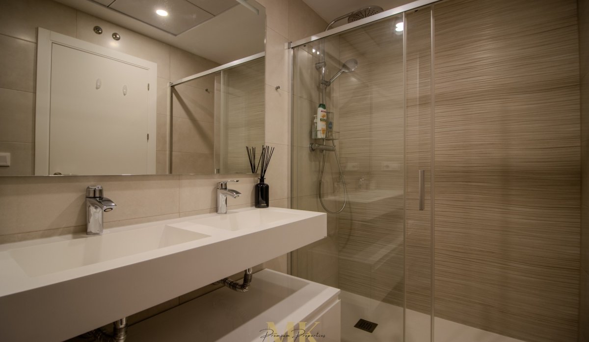 Bathroom - Luxury apartment for sale in new building Sakura, Benidorm - Poniente Beach (Costa Blanca, Alicante)