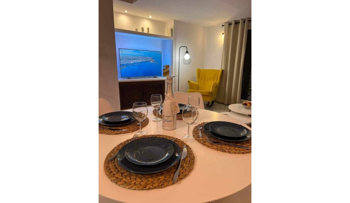 Dining room - Apartment with sea views in Torrevieja, Playa de los Locos (Costa Blanca - Alicante)