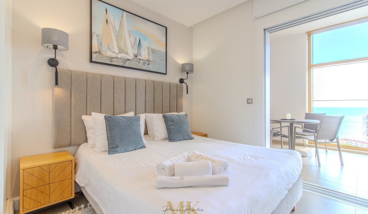 Master bedroom- Luxury apartment for sale in the unique Intempo building, Poniente (Costa Blanca - Alicante - Benidorm)