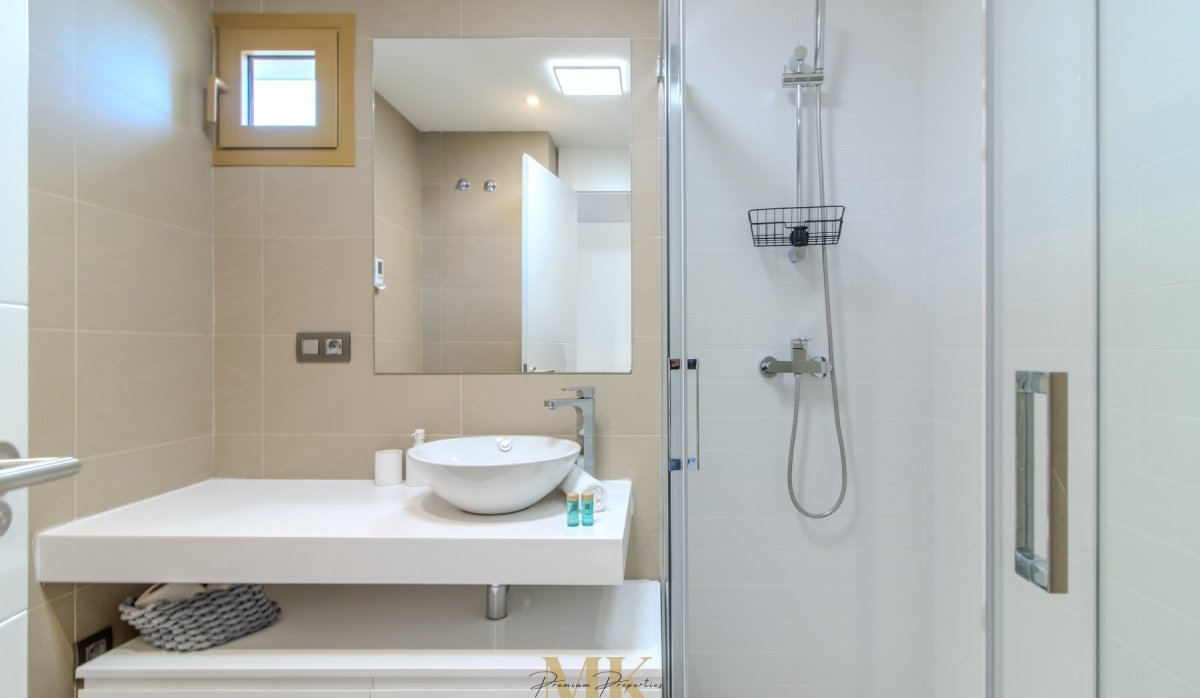 Master bathroom - Luxury apartment for sale in the unique Intempo building, Poniente (Costa Blanca - Alicante - Benidorm)