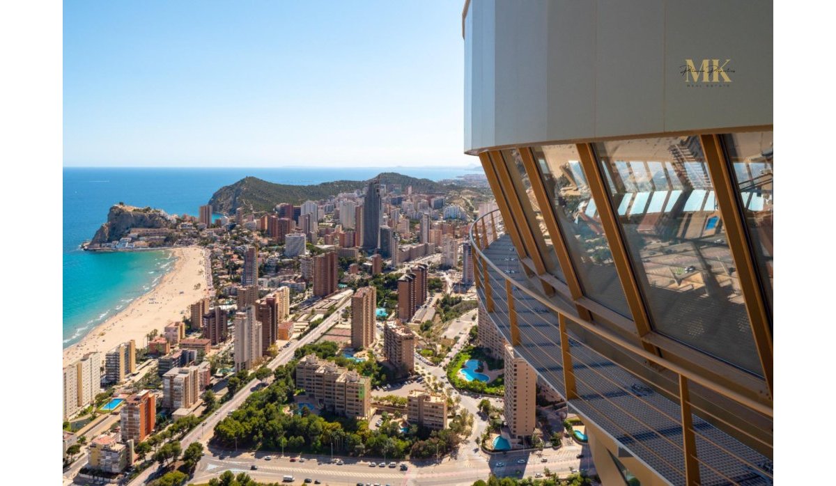 Seaview from Swimming pool  - Luxury apartment for sale in the unique Intempo building, Poniente (Costa Blanca - Alicante - Benidorm)