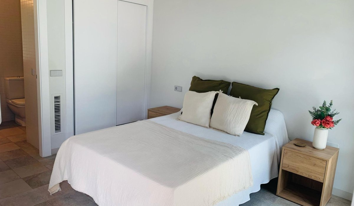 Новое здание - Таунхаус - Sucina