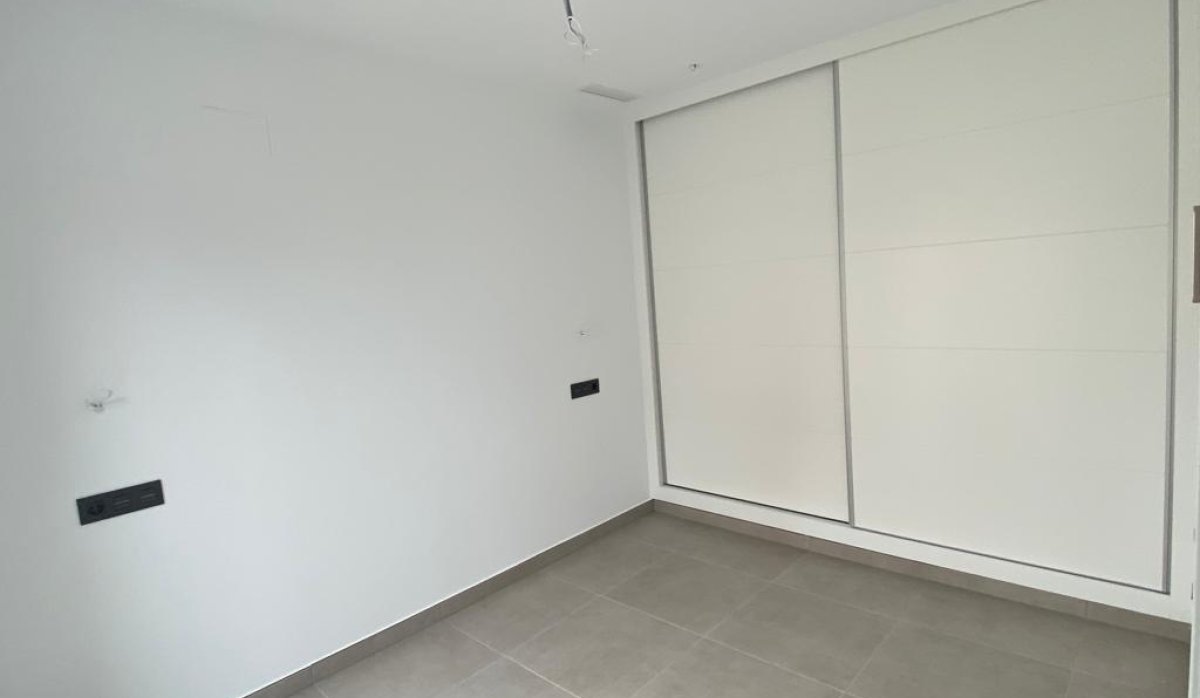 Rynek Pierwotny - Villa - Los Alcazares