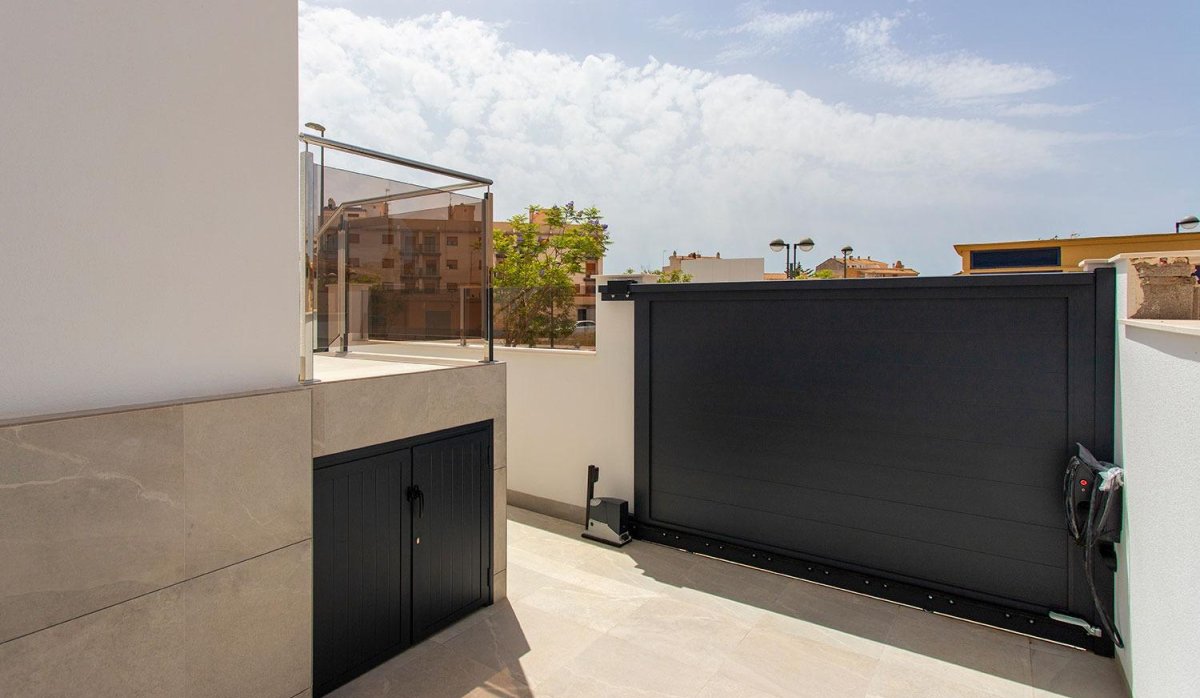 Новое здание - Semidetached - Sucina