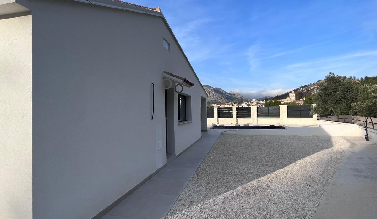 Новое здание - Villa - Penaguila