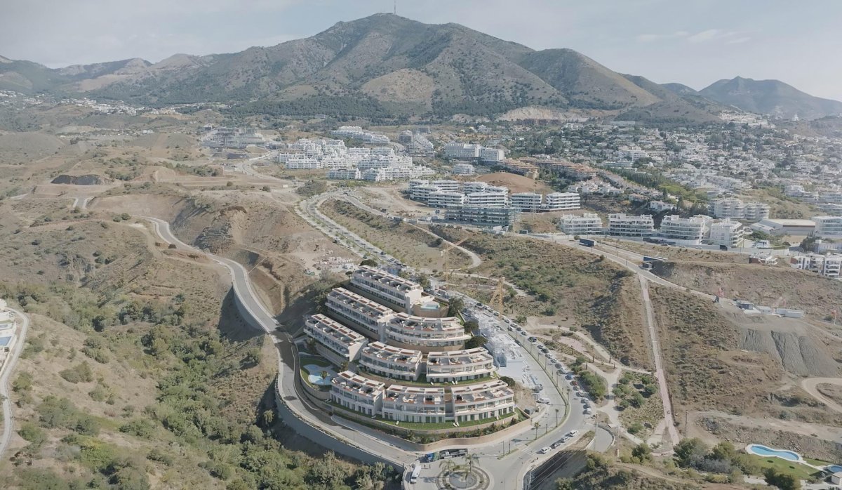 Nauja statyba - Dvibučių namas - 